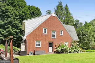384 S Chestnut St, Pillow, PA 17080 - Photo 33