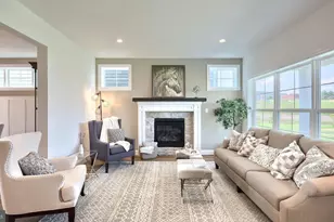 2420 Hawthorne Dr, Harrisburg, PA 17110 - Photo 3
