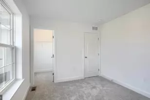 2420 Hawthorne Dr, Harrisburg, PA 17110 - Photo 29