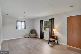 3953 Chestnut St, Harrisburg, PA 17109 - Photo 9