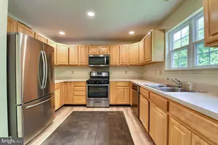 155 Peregrine Ln, Hummelstown, PA 17036 - Photo 13