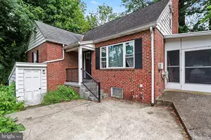 2437 Parkway Blvd, Harrisburg, PA 17103 - Photo 3