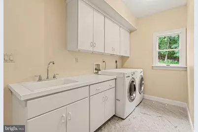 2390 Forest Hills Drive, Harrisburg, PA 17112 - Photo 33