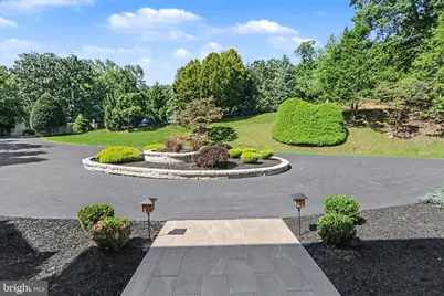 2390 Forest Hills Drive, Harrisburg, PA 17112 - Photo 3
