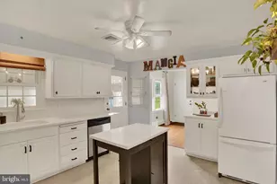 736 Adelia St, Middletown, PA 17057 - Photo 9