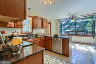 341 Dogwood Dr, Hershey, PA 17033 - Photo 13