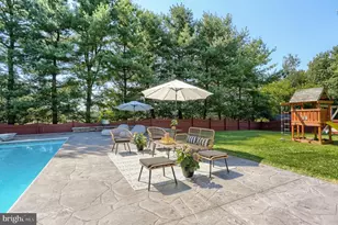 341 Dogwood Dr, Hershey, PA 17033 - Photo 35