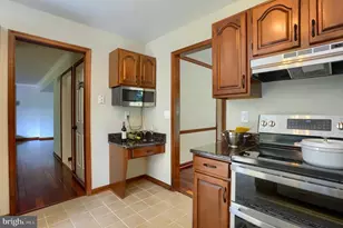 341 Dogwood Dr, Hershey, PA 17033 - Photo 15