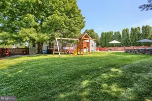 341 Dogwood Dr, Hershey, PA 17033 - Photo 37