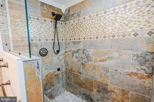 1622 Green St, Harrisburg, PA 17102 - Photo 27