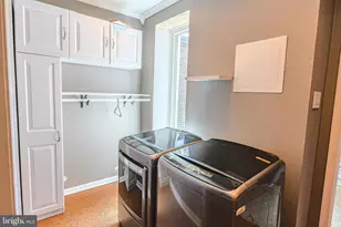 1622 Green St, Harrisburg, PA 17102 - Photo 17