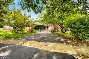 2024 Mill Plain Ct, Harrisburg, PA 17110 - Photo 3