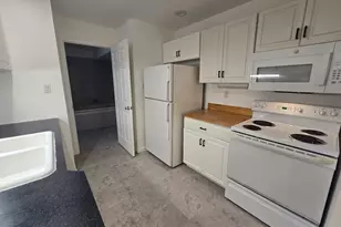 306 Cherrington Dr, Harrisburg, PA 17110 - Photo 11