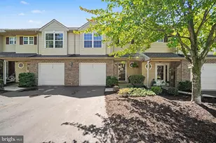 131 Cardinal Ln, Hummelstown, PA 17036 - Photo 1