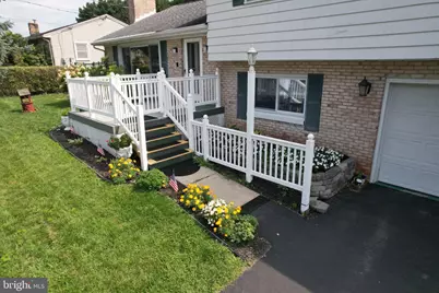 2433 Garrison Avenue, Harrisburg, PA 17110 - Photo 5