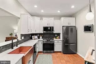 2082 Deer Run Dr, Hummelstown, PA 17036 - Photo 13