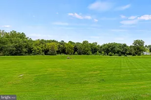 2082 Deer Run Dr, Hummelstown, PA 17036 - Photo 33