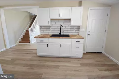 247 Frank S Brown, Steelton, PA 17113 - Photo 13