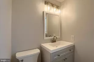 220 N Duke St, Hummelstown, PA 17036 - Photo 25
