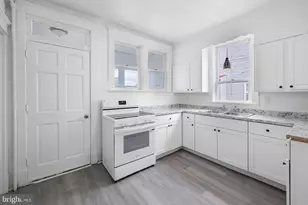 3204 N 6th St, Harrisburg, PA 17110 - Photo 13