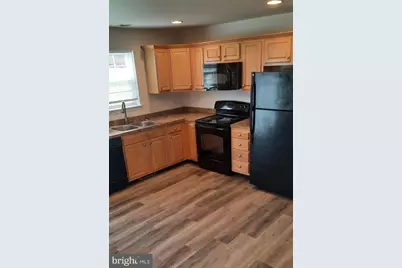 2441 Newtown Drive, Harrisburg, PA 17110 - Photo 5