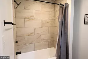 242 N 2nd St, Steelton, PA 17113 - Photo 7