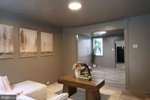242 N 2nd St, Steelton, PA 17113 - Photo 3