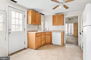 593 S Front St, Harrisburg, PA 17104 - Photo 11