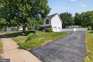 520 Hamilton Dr, Middletown, PA 17057 - Photo 3