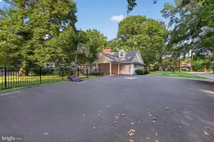 2932 Green St, Harrisburg, PA 17110 - Photo 41