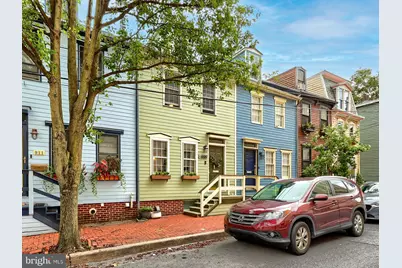909 Capital Street, Harrisburg, PA 17102 - Photo 1