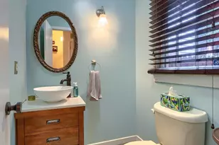 909 Capital St, Harrisburg, PA 17102 - Photo 9