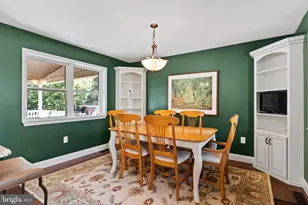 8 W Christopher Ct, Hummelstown, PA 17036 - Photo 15