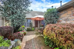 547 Farmhouse Ln, Hummelstown, PA 17036 - Photo 3