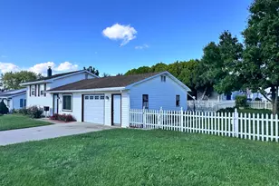 1004 Lakewood Dr, Harrisburg, PA 17109 - Photo 41