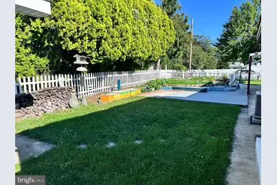 1004 Lakewood Drive, Harrisburg, PA 17109 - Photo 31