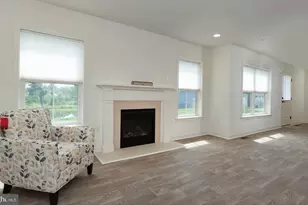 7422 Red Oak Ct, Harrisburg, PA 17112 - Photo 3