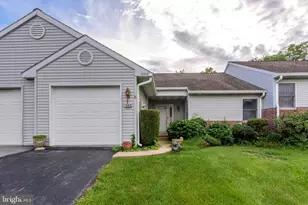 1068 Country Hill Dr, Harrisburg, PA 17111 - Photo 29