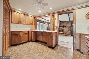 302 Wedgewood Rd, Harrisburg, PA 17109 - Photo 9