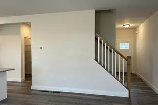 143 Magnolia Dr, Middletown, PA 17057 - Photo 5