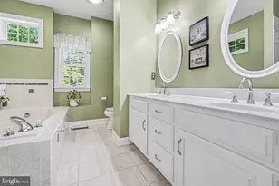 1905 Christopher Pl, Harrisburg, PA 17110 - Photo 21