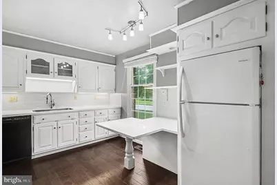 465 W Caracas Avenue, Hershey, PA 17033 - Photo 9