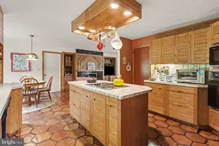 999 Beech Ave, Hershey, PA 17033 - Photo 11
