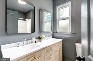 1421 E Derry Rd, Hershey, PA 17033 - Photo 17