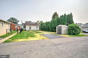 1421 E Derry Rd, Hershey, PA 17033 - Photo 37