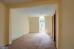2031 Logan St, Harrisburg, PA 17102 - Photo 17