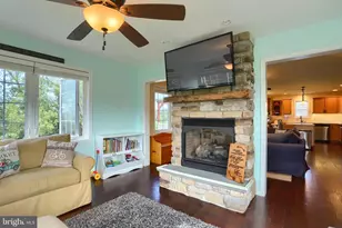 6 Harvey Cir, Hummelstown, PA 17036 - Photo 9