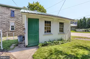 325 Spruce St, Lykens, PA 17048 - Photo 27