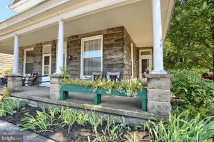 325 Spruce St, Lykens, PA 17048 - Photo 5