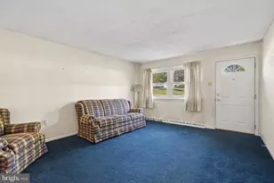 1141 Fairmont Dr, Harrisburg, PA 17112 - Photo 5